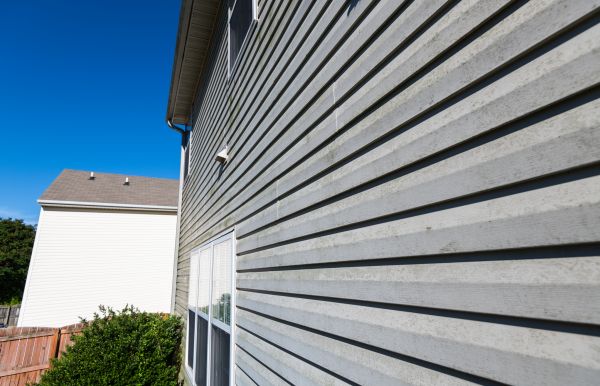 Cost of Vinyl Siding Panel Replacement in Dayton